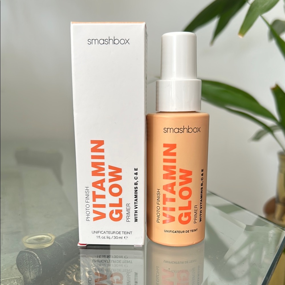 Smashbox Vitamin Glow Primer - Discontinued